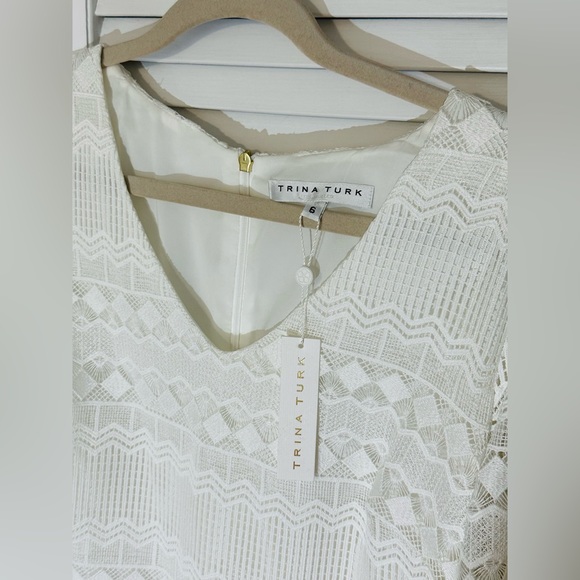 Trina Turk White Lace Fringed Bell Sleeve Cocktail Sheath Dress, Size 6, NWT - Picture 7 of 10